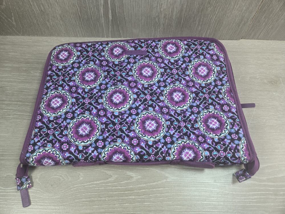 VERA BRADLEY Ultimate Hanging Jewelry Organizer - Lilac Medallion NWT